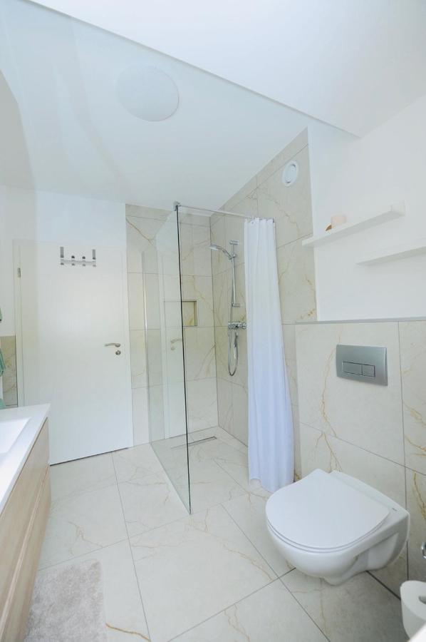 Neu - Premium-Ferienhaus Mosel-Sonne Traben-Trarbach Exteriör bild